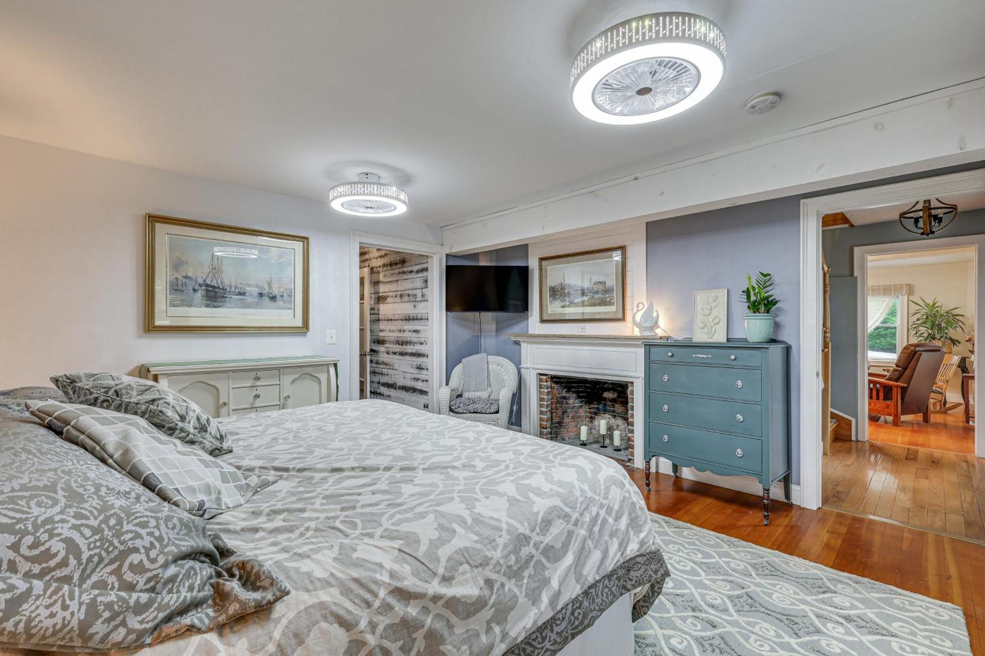 Quintessential New England Home With Patio And Grill! Putnam المظهر الخارجي الصورة